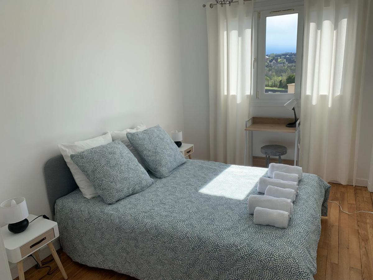 Lacolline-Ponthebert,Com - Appartement Entier Renove -Grand Parking Gratuit, Tout Equipe, Confortable, Netflix Et Amazon Prime Gratuits Et Illimites, Matelas Emma, Lave Linge, Vue Sur La Vallee, Rdc Bagian luar foto