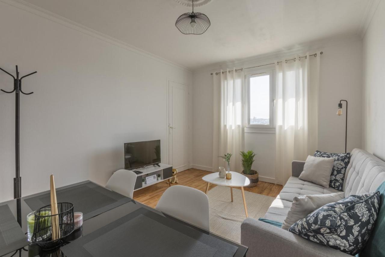 Lacolline-Ponthebert,Com - Appartement Entier Renove -Grand Parking Gratuit, Tout Equipe, Confortable, Netflix Et Amazon Prime Gratuits Et Illimites, Matelas Emma, Lave Linge, Vue Sur La Vallee, Rdc Bagian luar foto