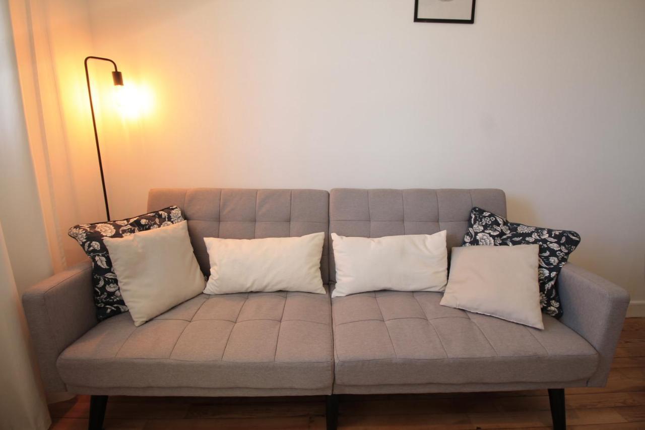 Lacolline-Ponthebert,Com - Appartement Entier Renove -Grand Parking Gratuit, Tout Equipe, Confortable, Netflix Et Amazon Prime Gratuits Et Illimites, Matelas Emma, Lave Linge, Vue Sur La Vallee, Rdc Bagian luar foto