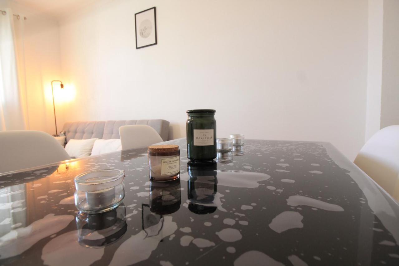 Lacolline-Ponthebert,Com - Appartement Entier Renove -Grand Parking Gratuit, Tout Equipe, Confortable, Netflix Et Amazon Prime Gratuits Et Illimites, Matelas Emma, Lave Linge, Vue Sur La Vallee, Rdc Bagian luar foto