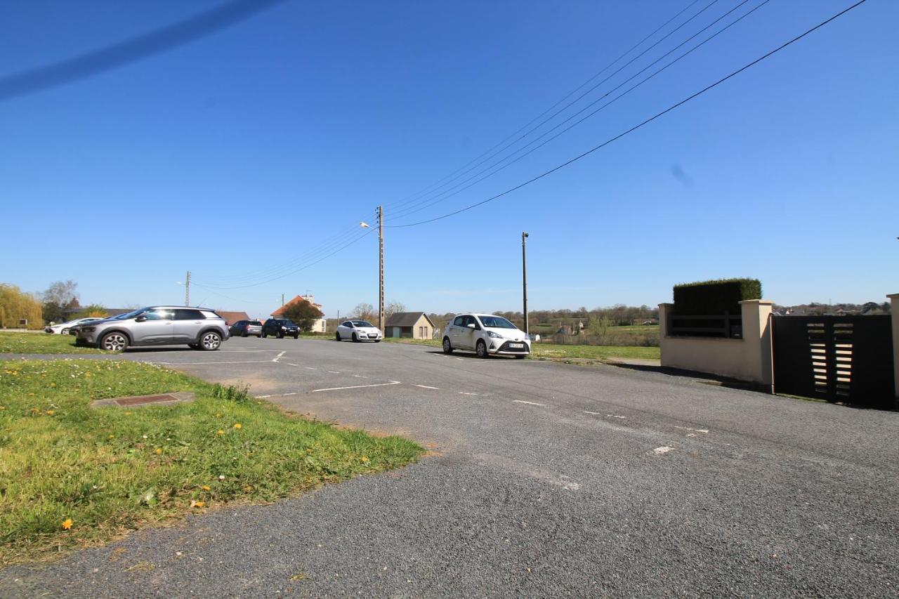 Lacolline-Ponthebert,Com - Appartement Entier Renove -Grand Parking Gratuit, Tout Equipe, Confortable, Netflix Et Amazon Prime Gratuits Et Illimites, Matelas Emma, Lave Linge, Vue Sur La Vallee, Rdc Bagian luar foto